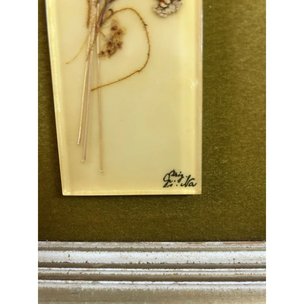 Vintage Pressed Floral Resin Wall Art Plaque Signed Boho Decor 16.5x9.5 Panel